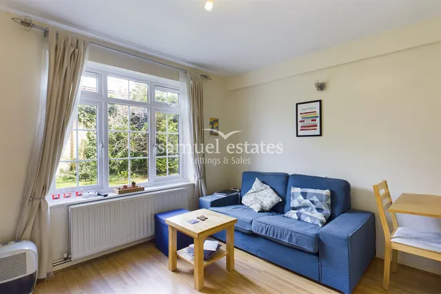 Balham, London, SW17 7TH, photo 1