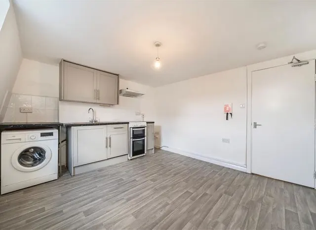 Kender Street, Telagragh Hill, SE14, photo 2