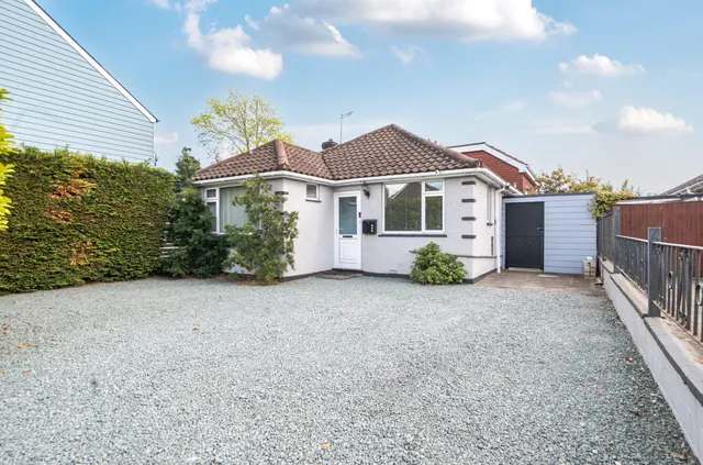 Old Shoreham Road, Lancing, BN15, photo 1