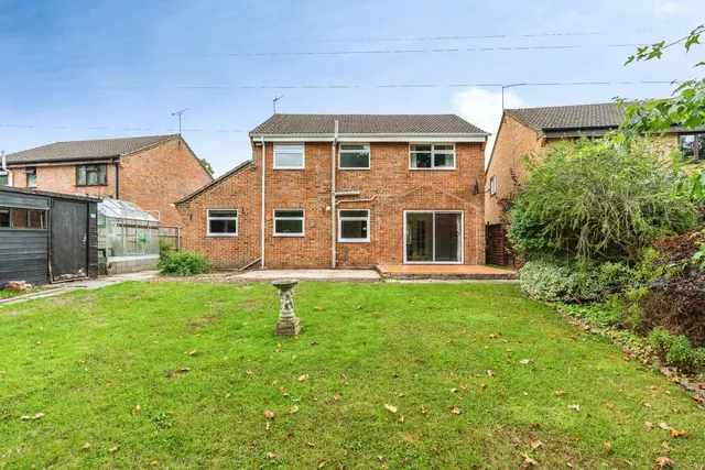 Deerhurst Close, West Totton, SO40, photo 2