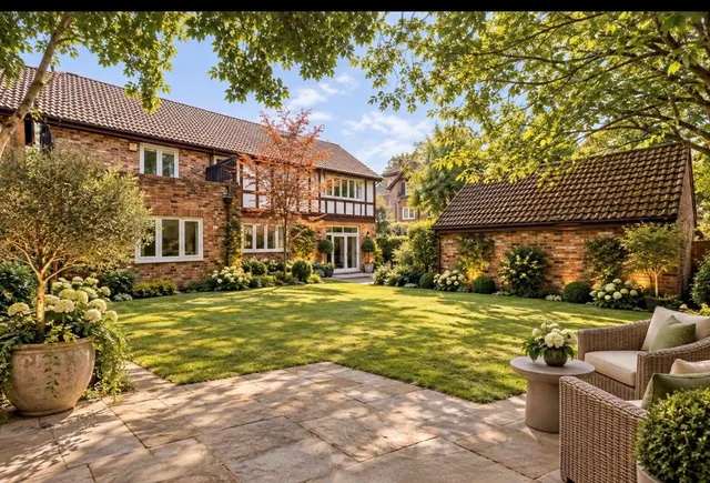 Grange Park Place, Wimbledon, SW20, photo 1