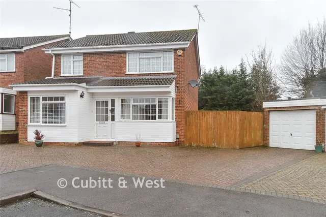 Cissbury Hill, Crawley, RH11, photo 1