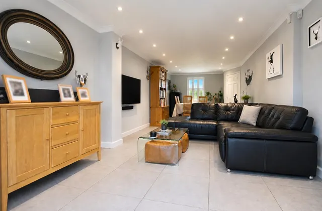 Carew Close, Grays, RM16, photo 2