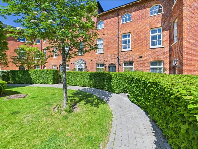 Old St. Michaels Drive, Braintree, CM7, photo 1