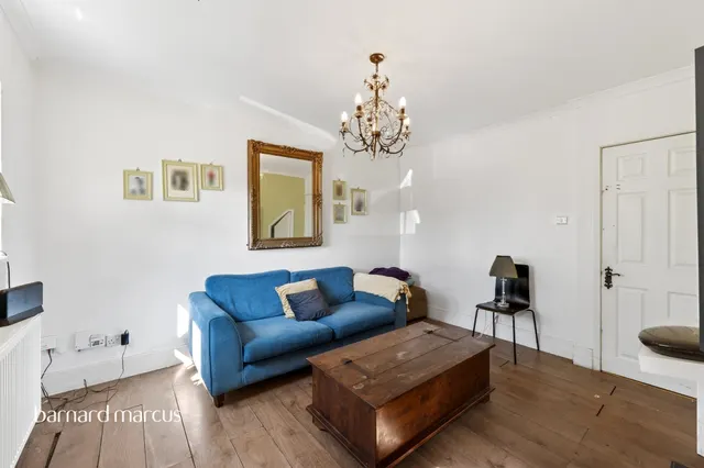 Woodcote Road, Epsom, KT18, photo 3