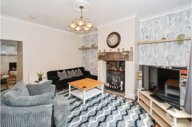 Clara Street, Farsley, LS28, photo 2