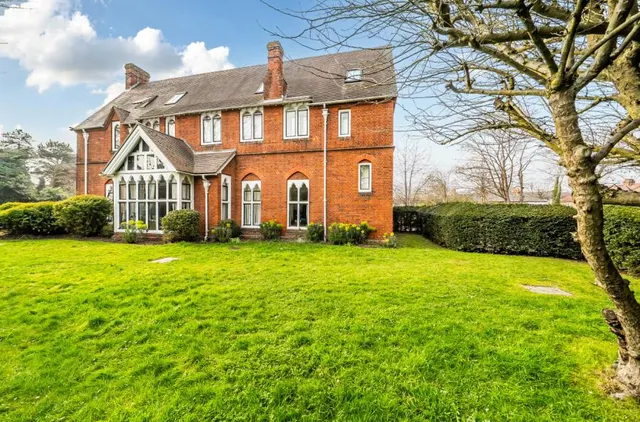 Bridgeman Drive, Windsor, SL4, photo 2