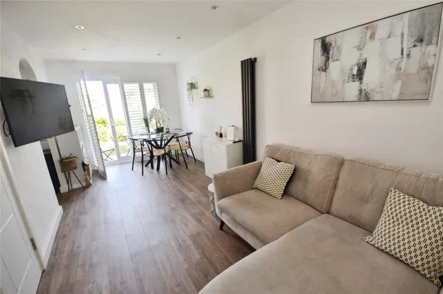 with 1 bedroom in South Street, Bishop's Stortford, CM23, photo 2