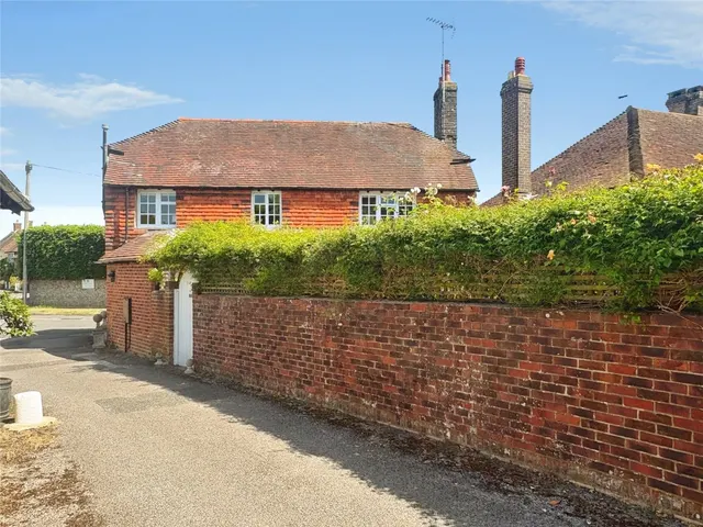 Angmering, BN16, photo 2