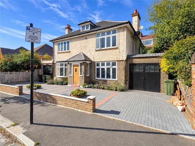 Babington Road, London, SW16, photo 1