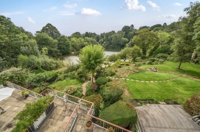Vale of Health, Hampstead, NW3, photo 1