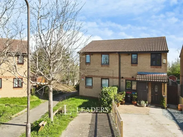 Ambridge Grove, Peartree Bridge, MK6, photo 1