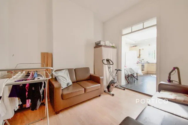 North Birkbeck Road, Leytonstone, E11, photo 3