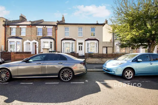 North Birkbeck Road, Leytonstone, E11, photo 1