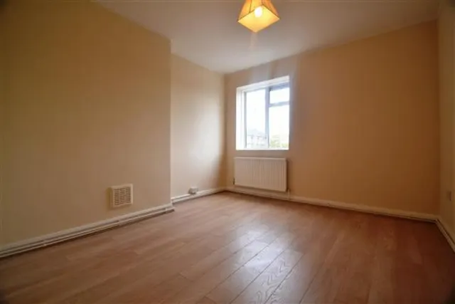 Cumber House, Earlsfield, photo 2