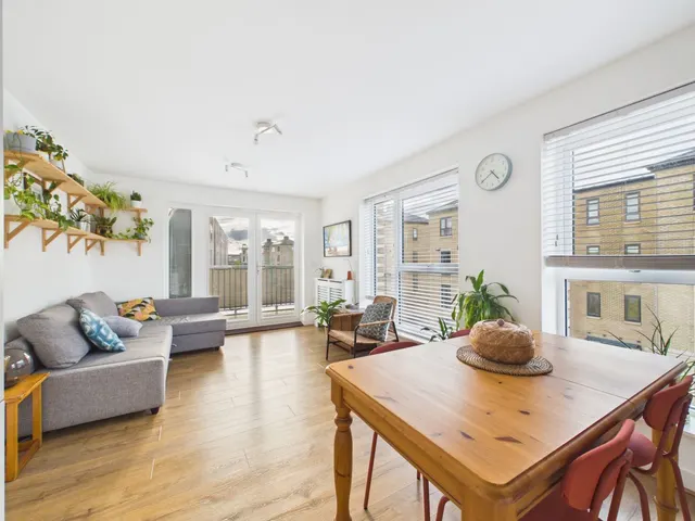 Falmouth Avenue, Cambridge, CB3, photo 1
