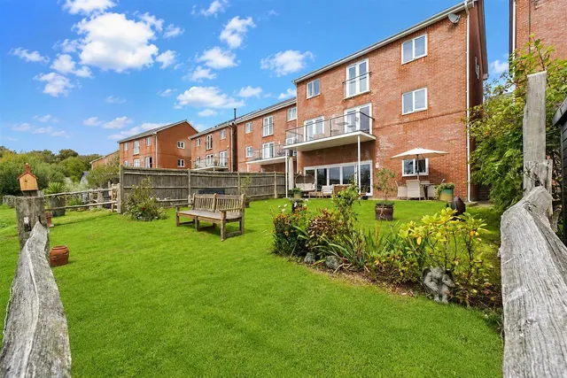 Whistler Close, Hastings, photo 2