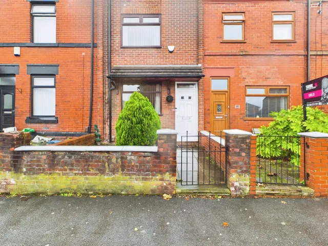 Clipsley Lane, Haydock, WA11, photo 1