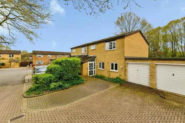 Blenheim Way, Stevenage, Hertfordshire, SG2, photo 1