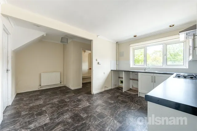 Photo 2 — Ladygrove Close, Redditch, Worcestershire, B98 7RB