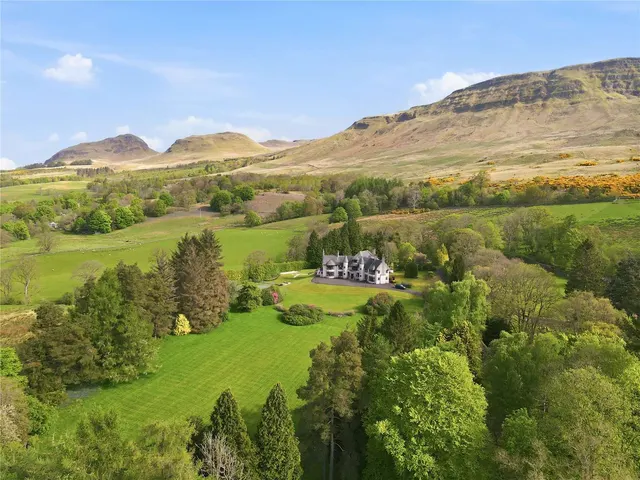 Photo 2 — Levern Towers, Blanefield, Glasgow, Stirlingshire, G63 9AJ