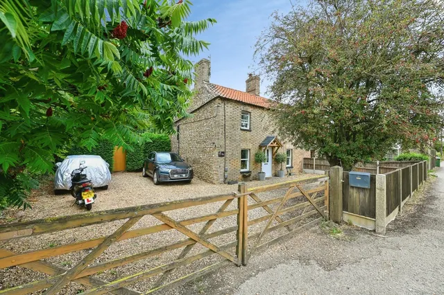 Downham Road, Fincham, King's Lynn, Norfolk, PE33, photo 1