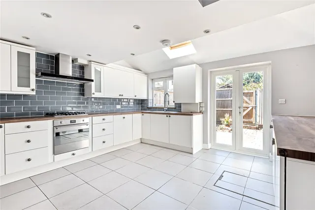 Photo 2 — Andover Road, Twickenham, TW2 6PD