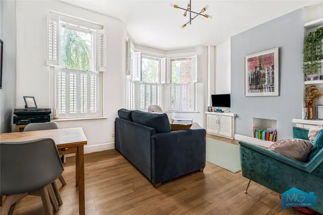 2 bedroom flat, Middle Lane, Crouch End, N8