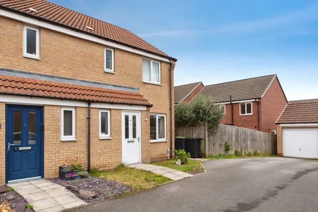 Crucible Close, North Hykeham, Lincoln, Lincolnshire, LN6, photo 1