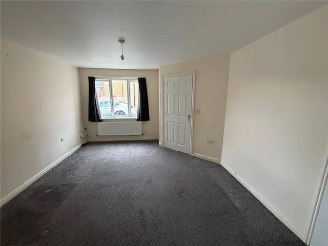 Photo 2 — Crucible Close, North Hykeham, Lincoln, Lincolnshire, LN6