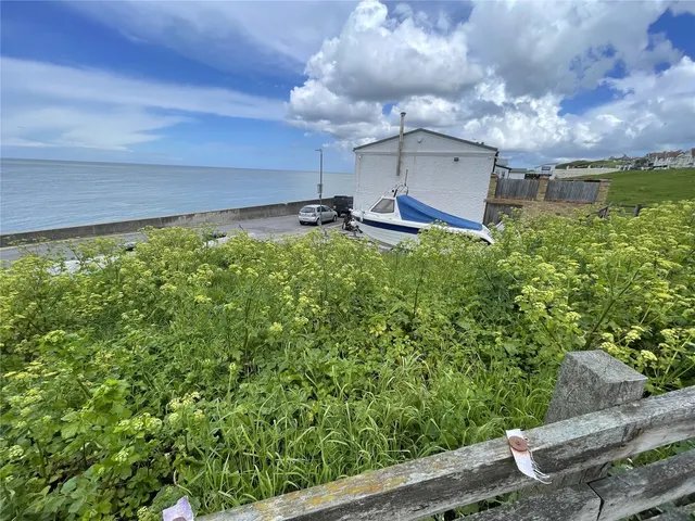 East Cliff Parade, Herne Bay, Kent, CT6, photo 1