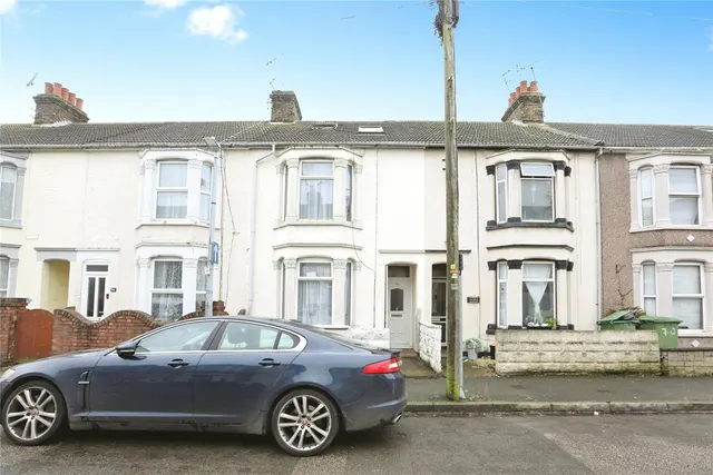 Alexandra Road, Sheerness, ME12, photo 1