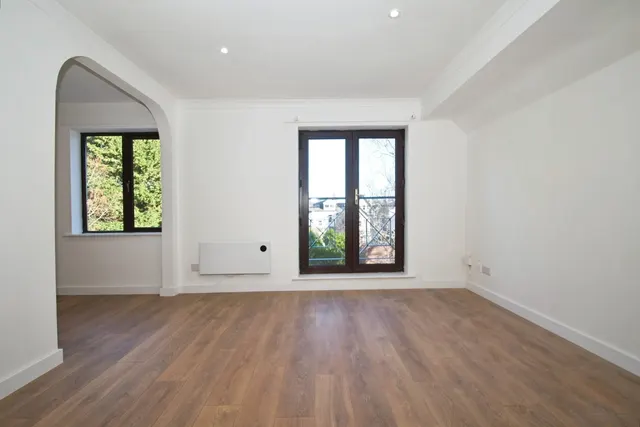 Photo 2 — Caernarvon Court, Conway Road, Cardiff, CF11