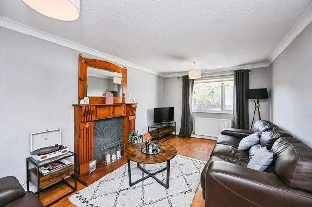Feltons, Skelmersdale, WN8, photo 2