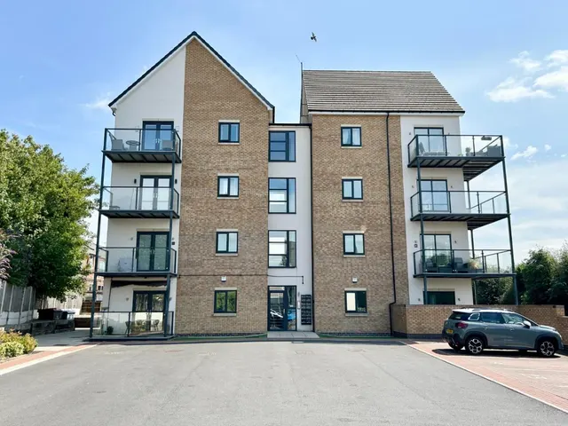 Scholeys Wharf, Mexborough, S64, photo 1