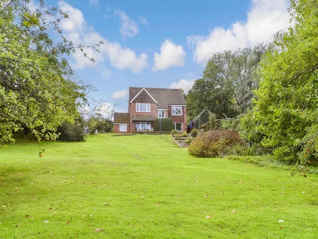 Stonehurst Lane, Five Ashes, TN20, photo 3