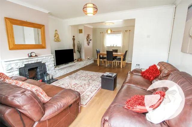 Horsfeld Road, London, SE9, photo 2
