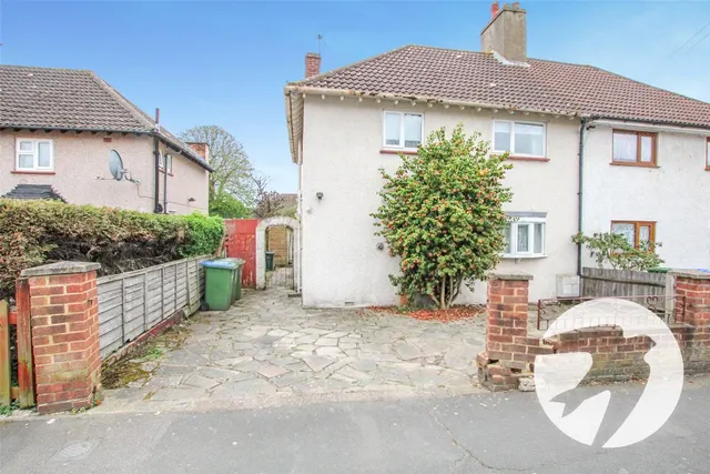 Horsfeld Road, London, SE9, photo 1