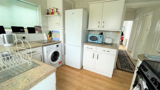 Wallisdown, Bournemouth, BH11, photo 3
