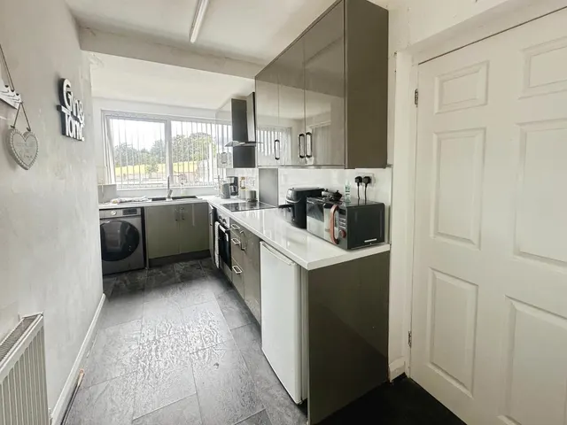Corfe Road, Bilston, WV14, photo 3