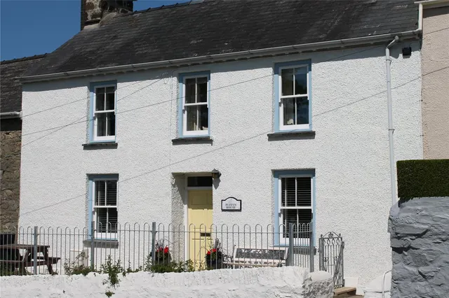 Hill Terrace, Fishguard, SA65, photo 1