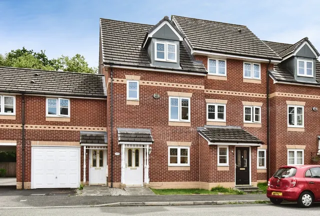 Lawnhurst Avenue, Wythenshawe, Manchester, M23, photo 1