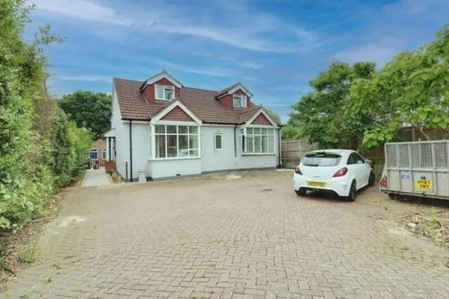 Padnell Road, Waterlooville, PO8, photo 1