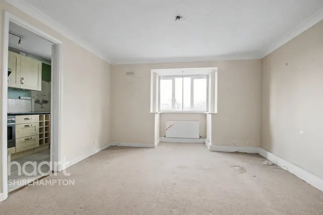 Dutch Barn Close, Staines-upon-Thames, TW19, photo 3