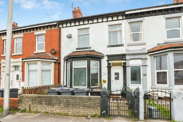 Waterloo Road, Blackpool, FY4, photo 1