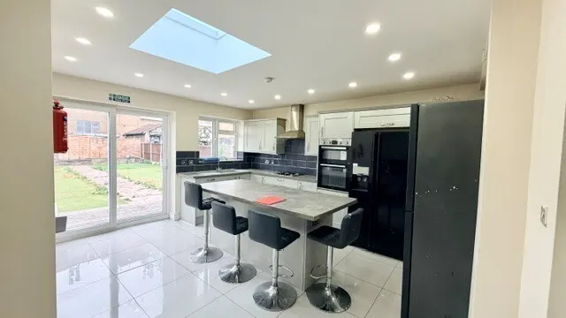Photo 2 — Reede Road, Dagenham, RM10 8DT
