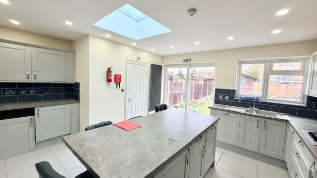 Photo 3 — Reede Road, Dagenham, RM10 8DT
