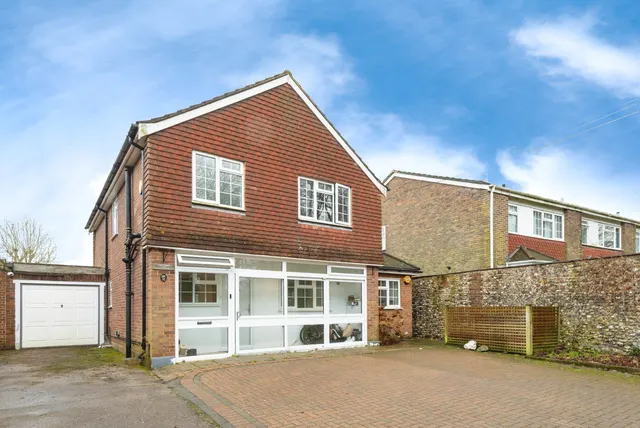 Carshalton Road, Banstead, SM7, photo 1