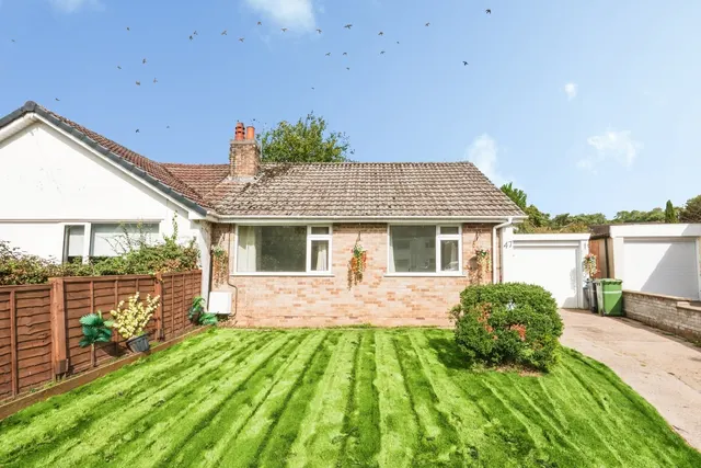 St. Cuthbert Avenue, Wells, BA5, photo 1