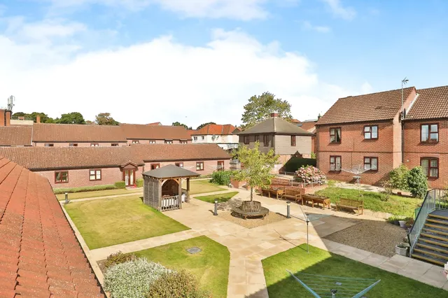Photo 3 — York Place, Dereham